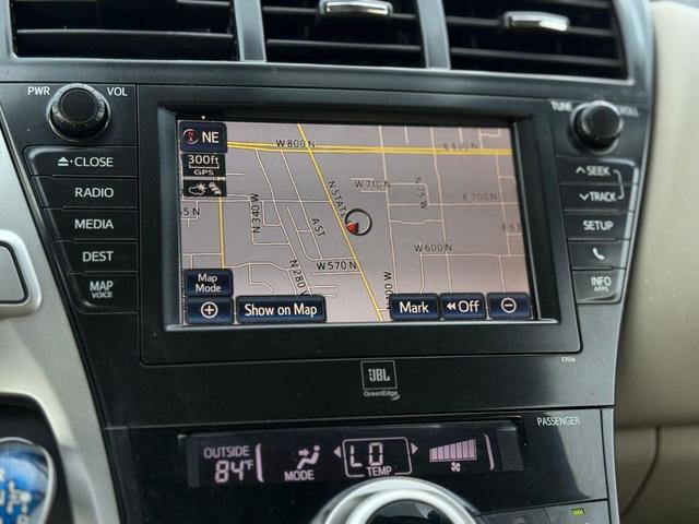 Photo of 2014 Blue Toyota Prius v