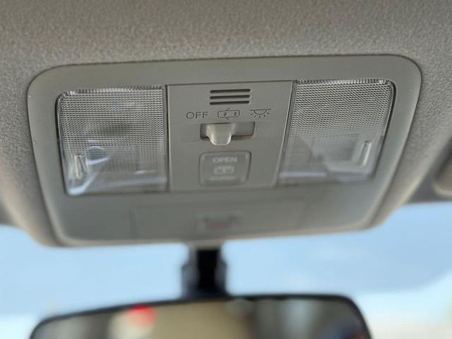 Photo of 2014 Blue Toyota Prius v
