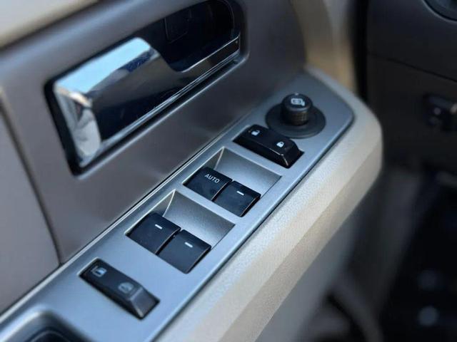 Photo of 2011 Black Ford Expedition EL