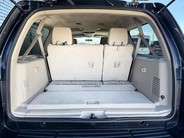 Photo of 2011 Black Ford Expedition EL
