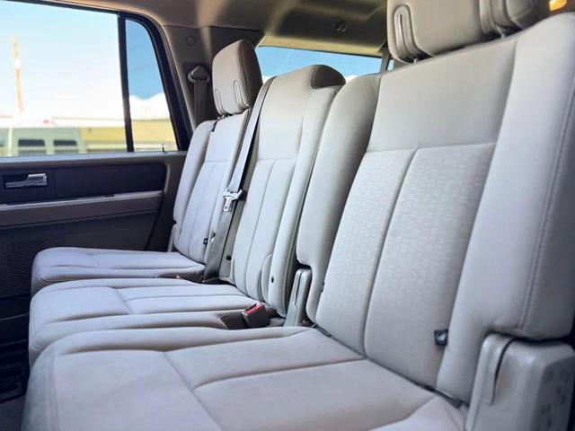 Photo of 2011 Black Ford Expedition EL