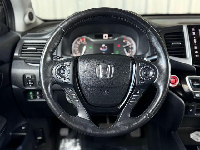 Photo of 2020 Gray Honda Ridgeline