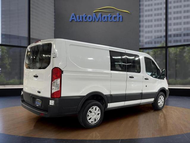 Photo of 2018 Oxford White Ford Transit-250