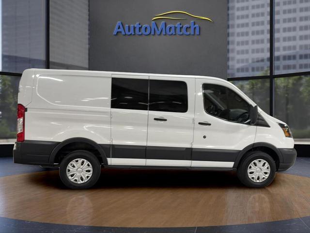 Photo of 2018 Oxford White Ford Transit-250