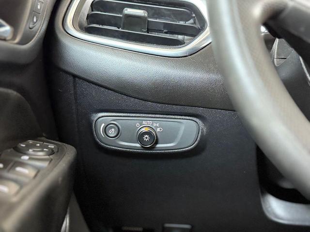 Photo of 2019 Nightfall Gray Metallic Chevrolet Equinox