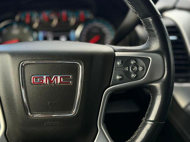 Photo of 2019 White Frost Tricoat GMC Yukon XL