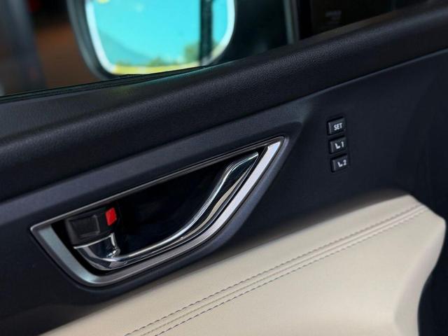 Photo of 2021 Magnetite Gray Metallic Subaru Ascent