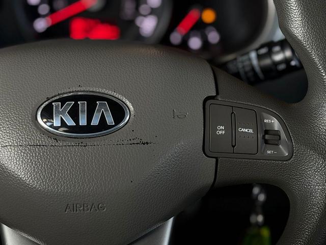 Photo of 2013 Bright Silver Kia Sportage