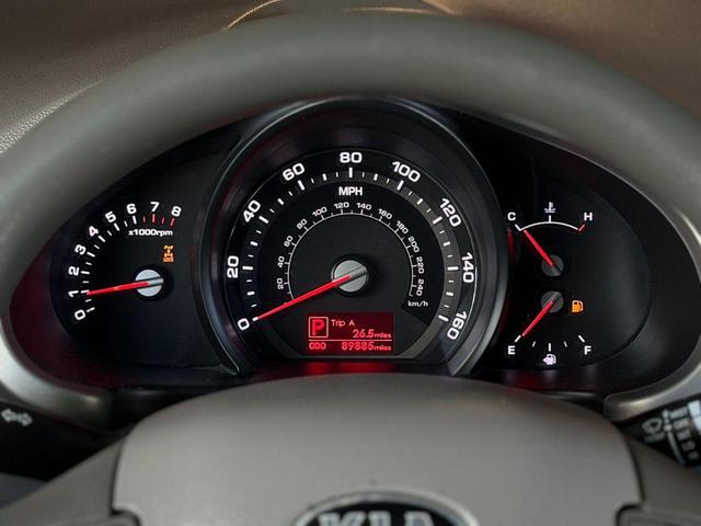 Photo of 2013 Bright Silver Kia Sportage