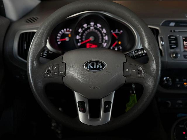 Photo of 2013 Bright Silver Kia Sportage