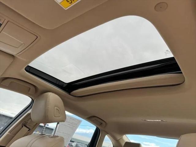 Photo of 2022 Fathom Blue Pearl Acura TLX