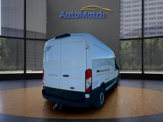 Photo of 2019 Oxford White Ford Transit-250