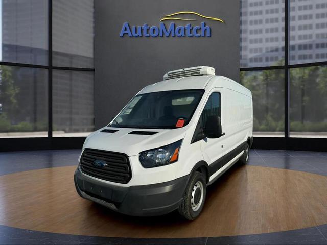 Photo of 2019 Oxford White Ford Transit-250