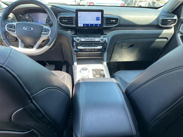 Photo of 2021 Carbonized Gray Metallic Ford Explorer