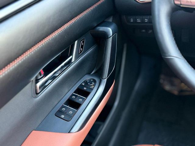 Photo of 2025 Ingot Blue Metallic Mazda CX-50