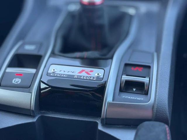 Photo of 2021 Championship White Honda Civic Type R