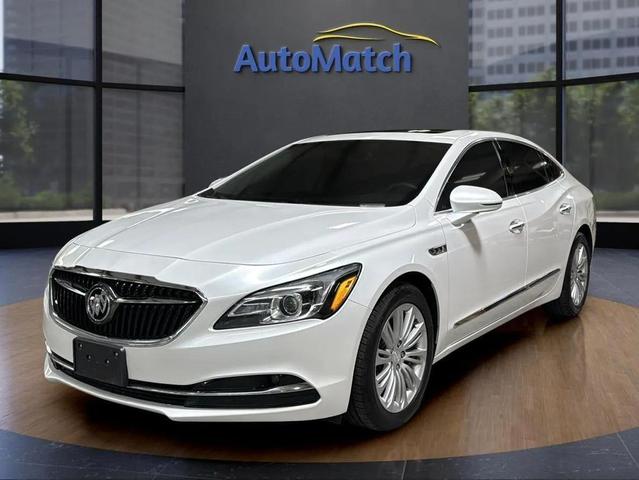 Photo of 2018 White Frost Tricoat Buick LaCrosse