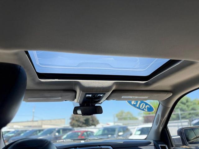 Photo of 2014 Black Clearcoat RAM 1500