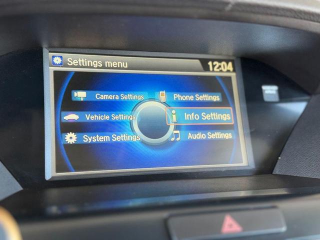 Photo of 2016 Black Acura MDX
