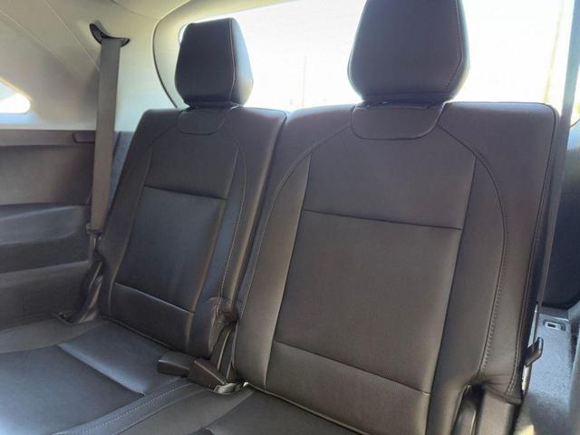 Photo of 2016 Black Acura MDX