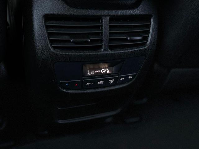 Photo of 2016 Black Acura MDX