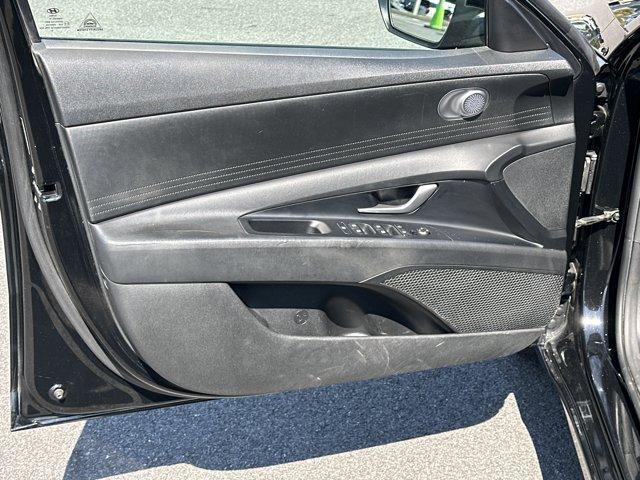 Photo of 2021 Phantom Black Hyundai ELANTRA