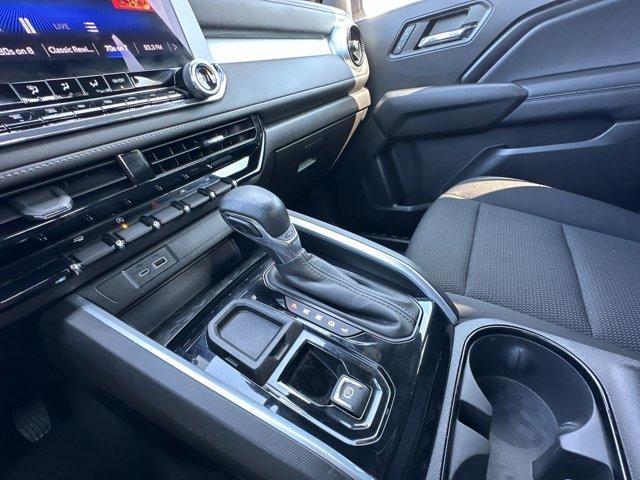 Photo of 2023 Summit White Chevrolet Colorado