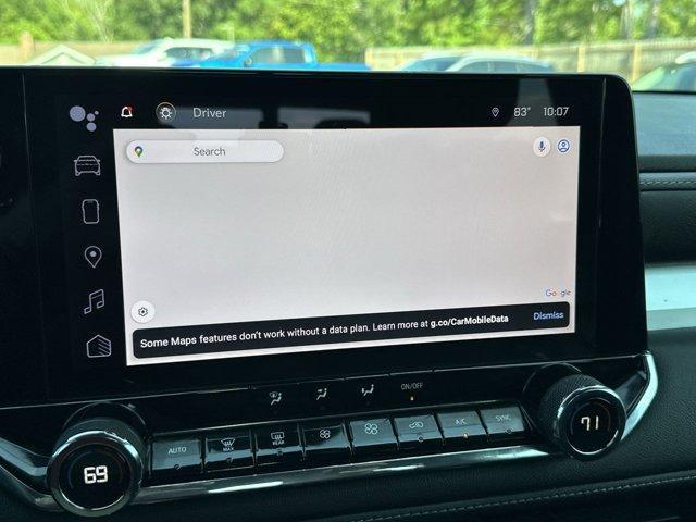 Photo of 2023 Summit White Chevrolet Colorado