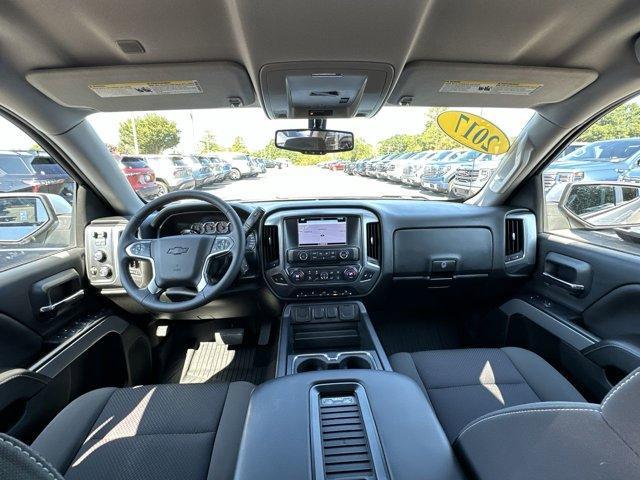 Photo of 2017 Silver Ice Metallic Chevrolet Silverado 1500