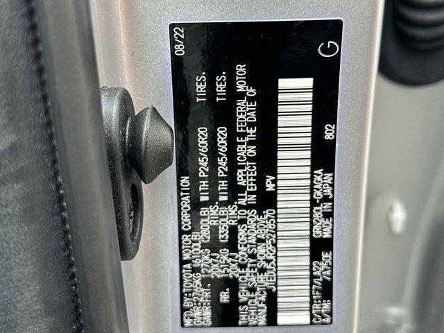 Photo of 2023 Classic Silver Metallic Toyota 4Runner