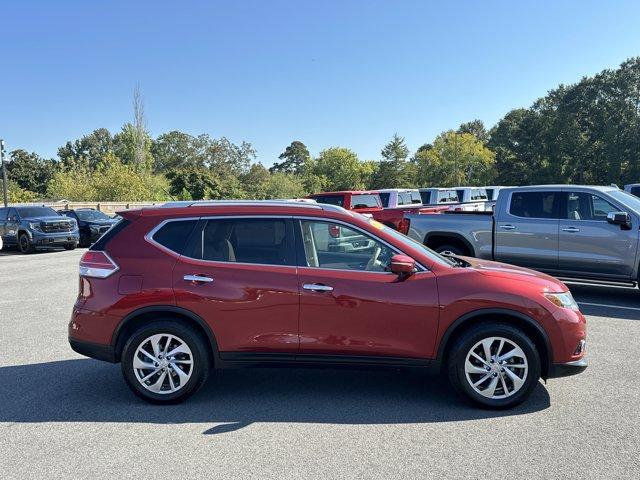 Photo of 2014 Cayenne Red Nissan Rogue