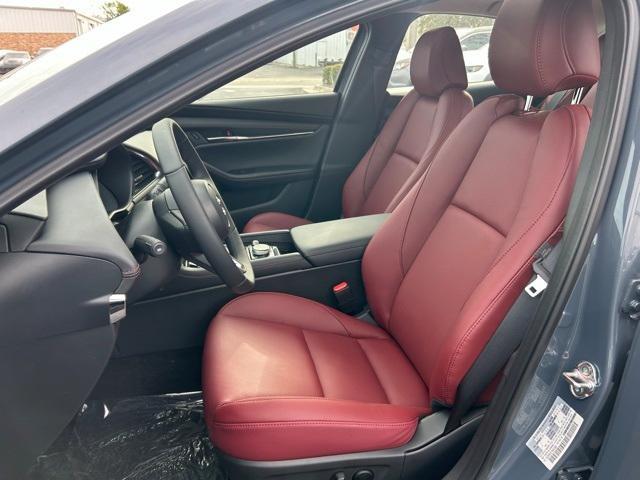 Photo of 2025 Polymetal Gray Metallic Mazda Mazda3