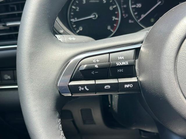 Photo of 2025 Snowflake White Pearl Mazda CX-30