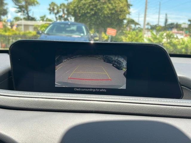 Photo of 2025 Snowflake White Pearl Mazda CX-30