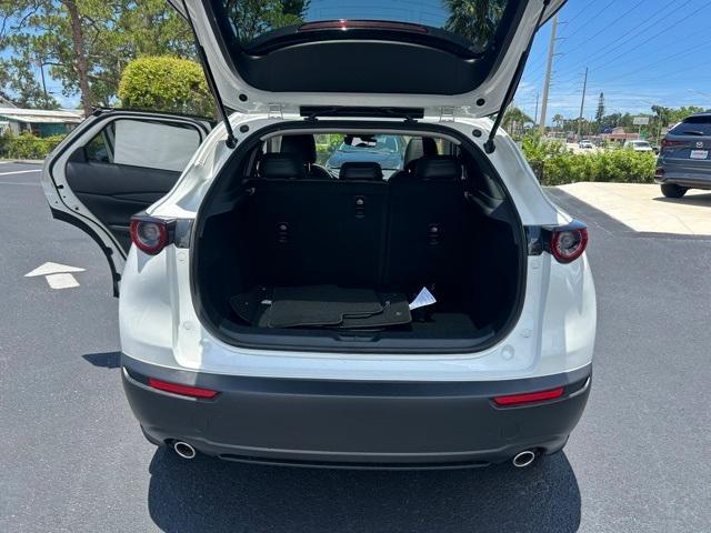 Photo of 2025 Snowflake White Pearl Mazda CX-30