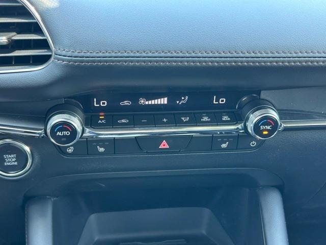 Photo of 2025 Snowflake White Pearl Mazda Mazda3