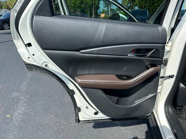 Photo of 2021 Snowflake White Pearl Mazda CX-30
