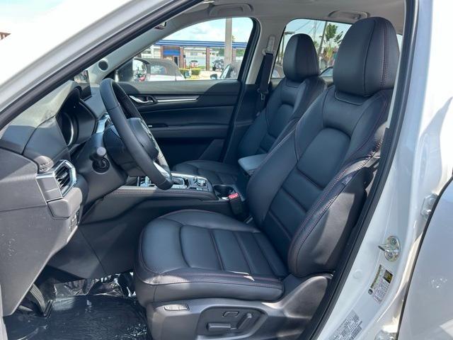 Photo of 2025 White Metallic Mazda CX-5