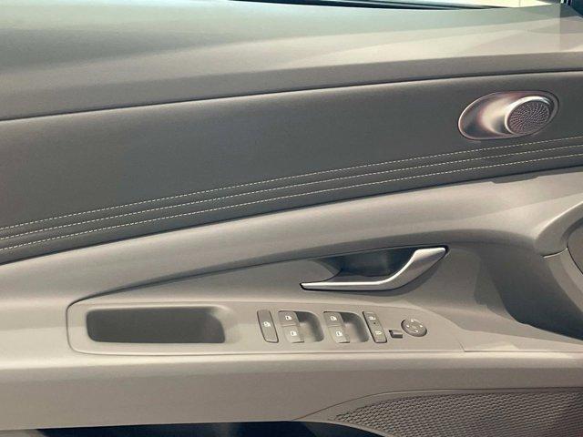 Photo of 2025 Red Hyundai ELANTRA