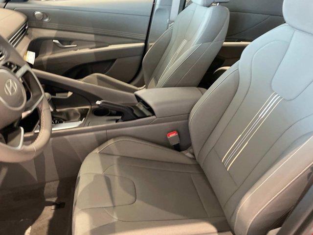 Photo of 2025 Red Hyundai ELANTRA