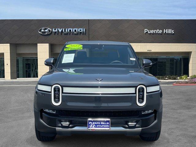 Photo of 2023 Gray Rivian R1T