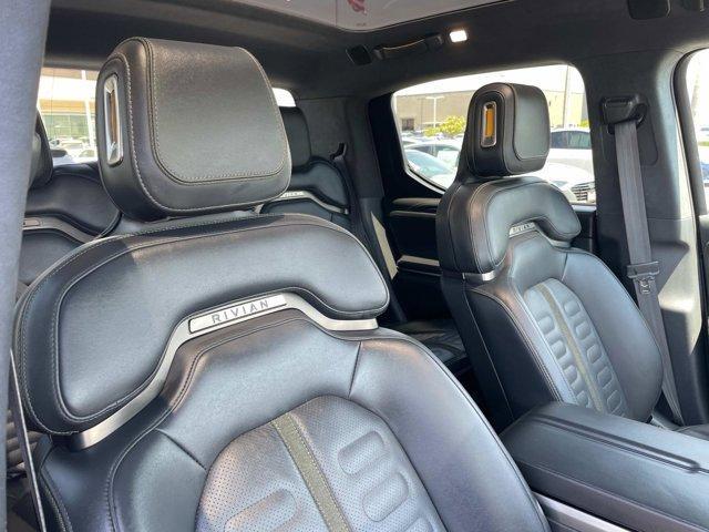 Photo of 2023 Gray Rivian R1T