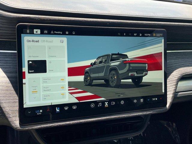 Photo of 2023 Gray Rivian R1T