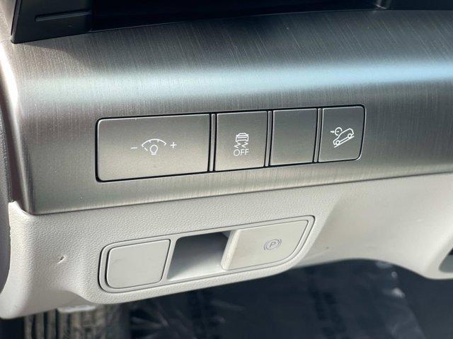 Photo of 2024 Orange Pearl Hyundai KONA