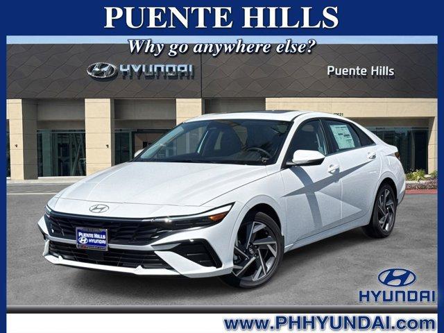 Photo of 2025 White Hyundai ELANTRA HEV