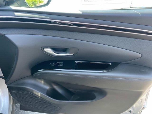Photo of 2022 Shimmering Silver Hyundai TUCSON