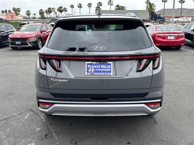 Photo of 2025 Hampton Gray Hyundai TUCSON