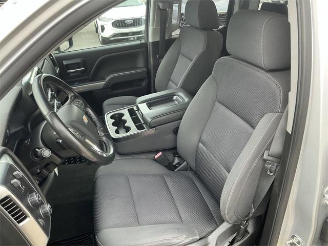 Photo of 2018 Silver Ice Metallic Chevrolet Silverado 1500