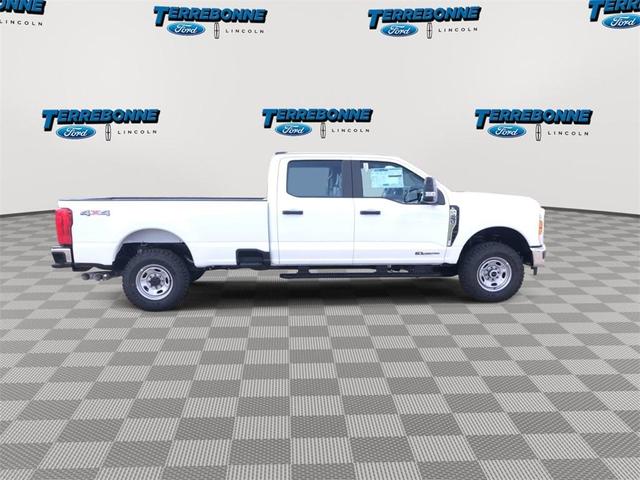 Photo of 2026 Oxford White Ford F-250