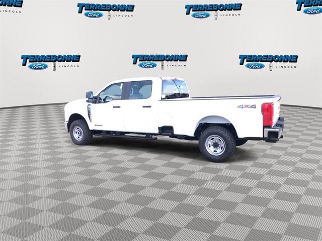 Photo of 2026 Oxford White Ford F-250
